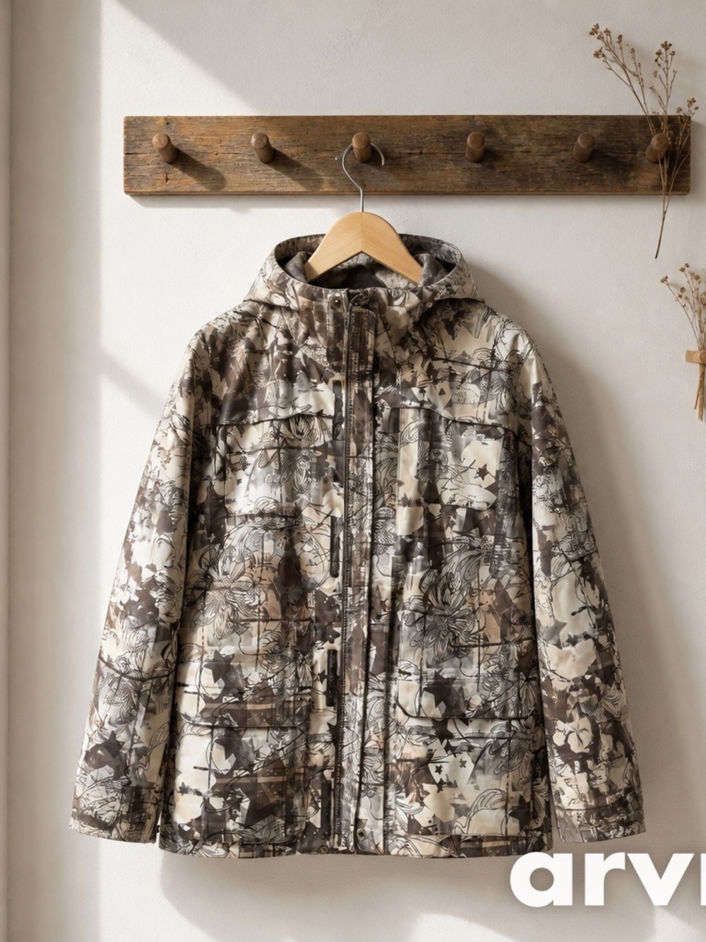 Women’s North Face Brown & White Graphic Ski Jacket